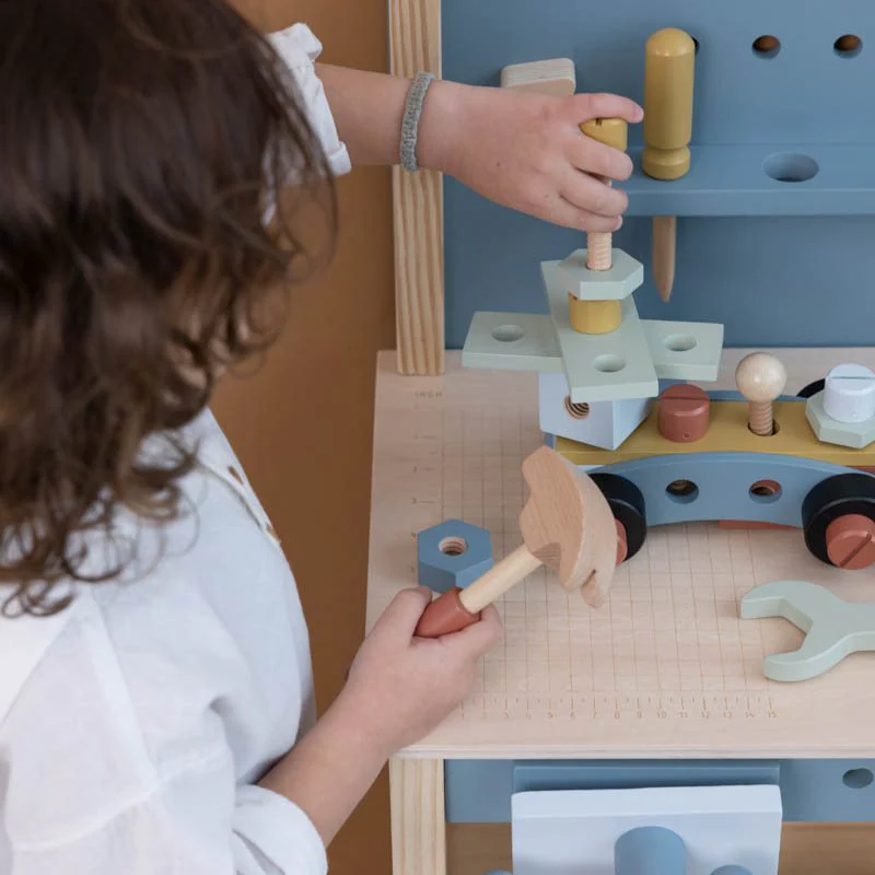 Banchetto da lavoro per bambini con cintura porta attrezzi - immagine 4